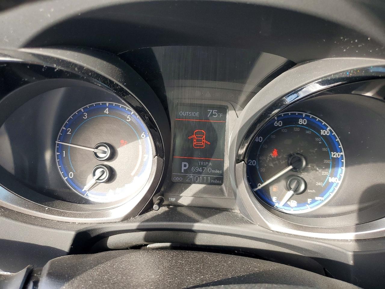 2014 TOYOTA COROLLA S PLUS photo 33