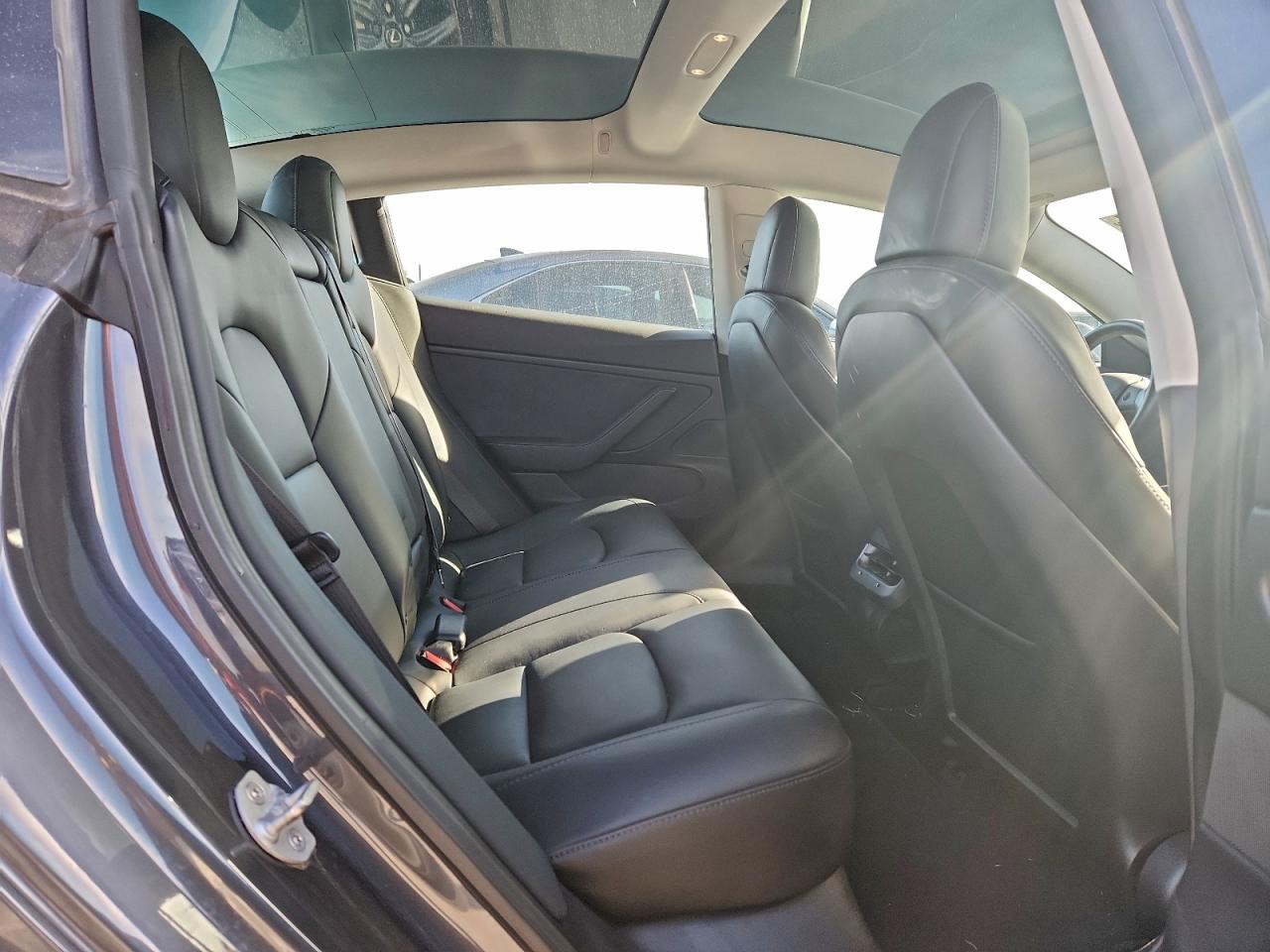 2018 TESLA MODEL 3 photo 10