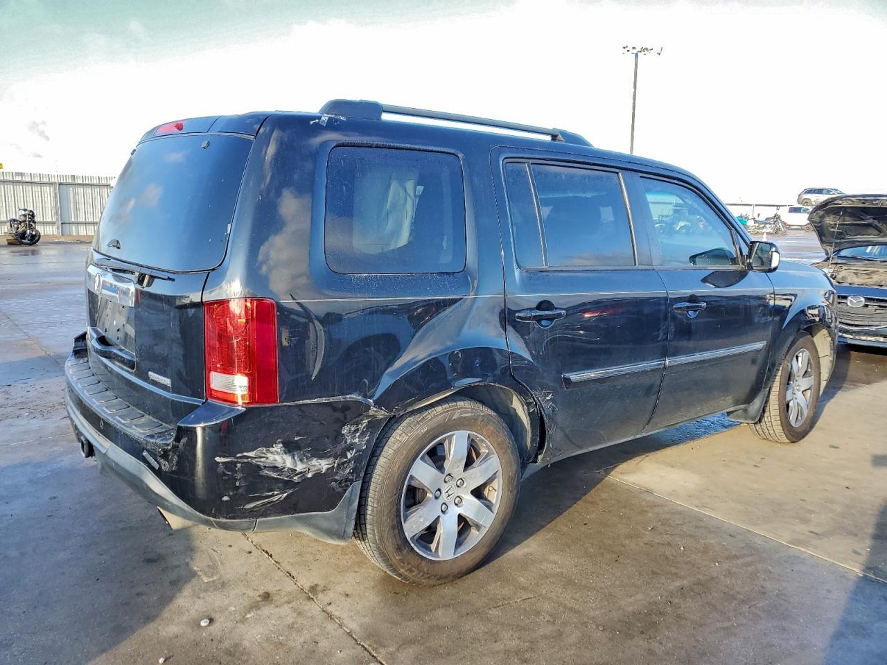 2013 HONDA PILOT TOURING photo 3