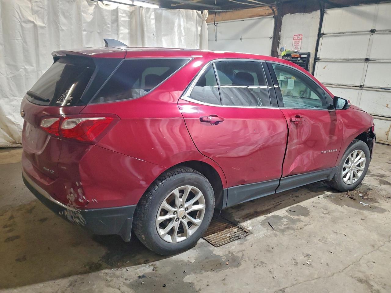 2019 CHEVROLET EQUINOX LT photo 3