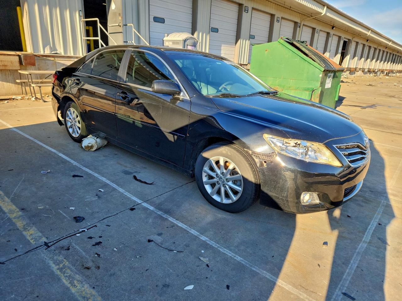 2011 TOYOTA CAMRY SE photo 10