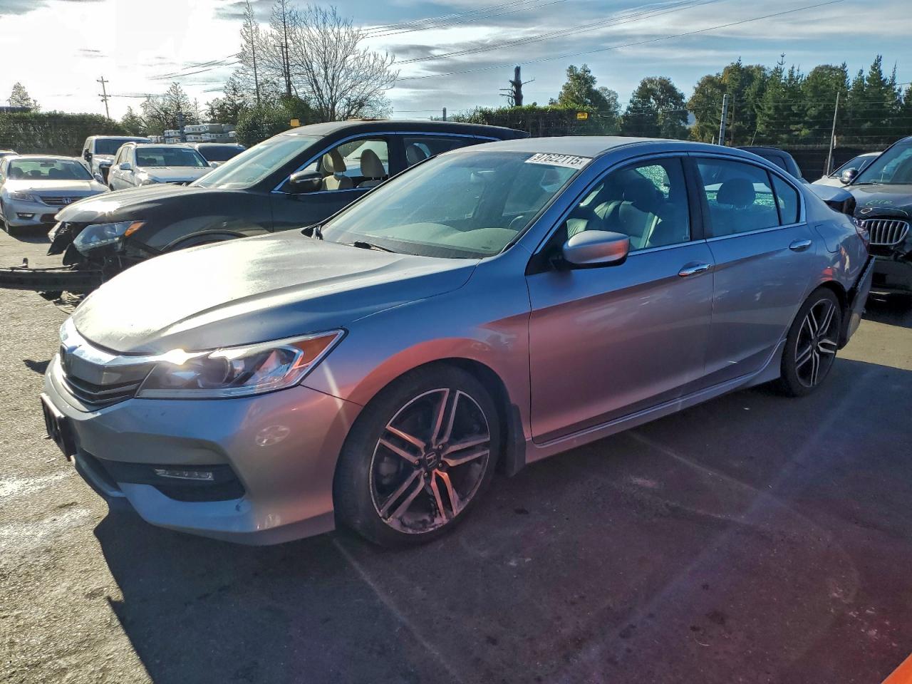 2017 HONDA ACCORD