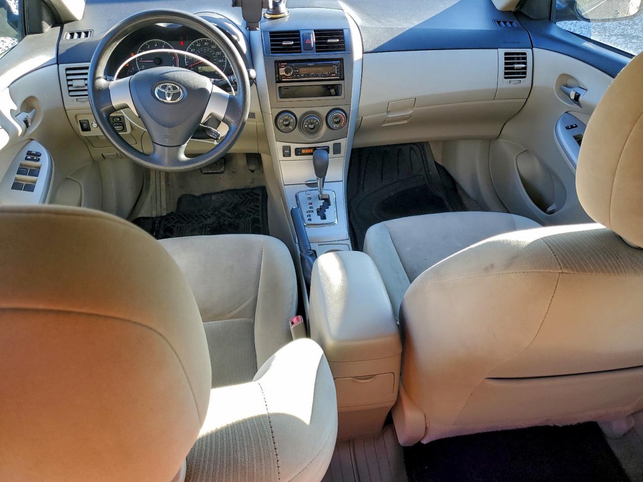 2011 TOYOTA COROLLA BASE photo 8