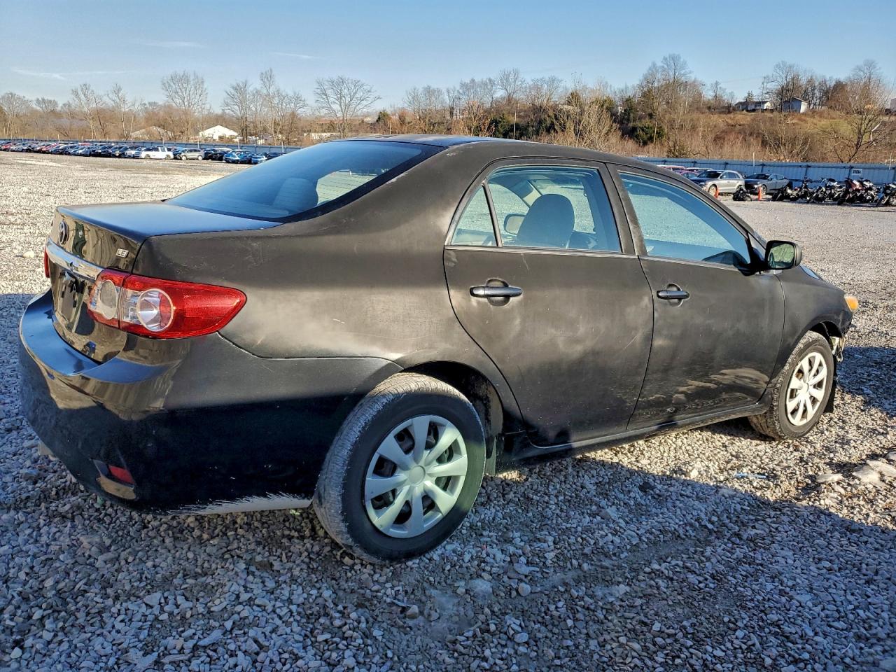 2011 TOYOTA COROLLA BASE photo 3