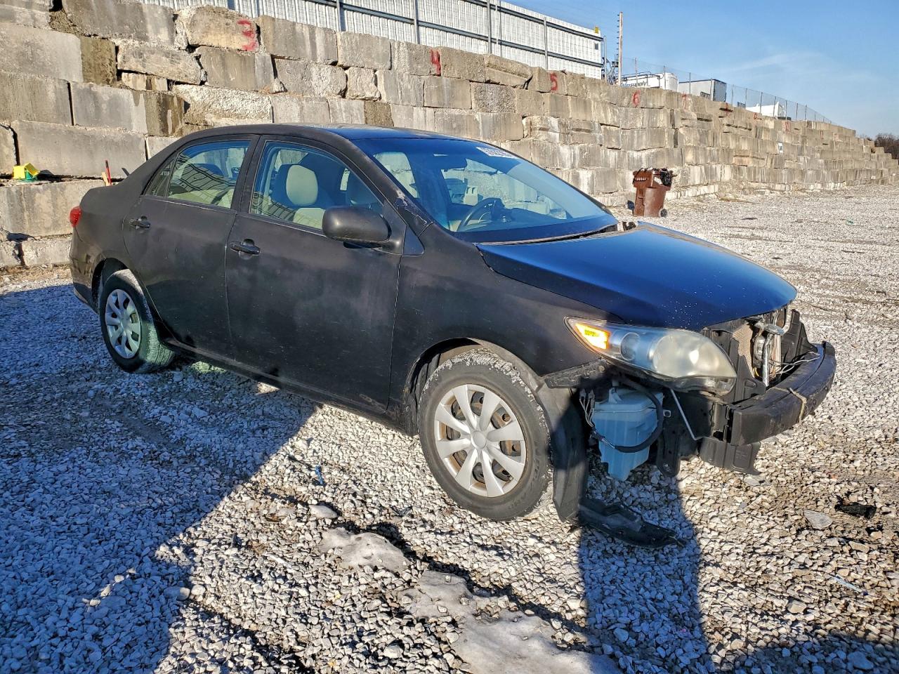 2011 TOYOTA COROLLA BASE photo 4
