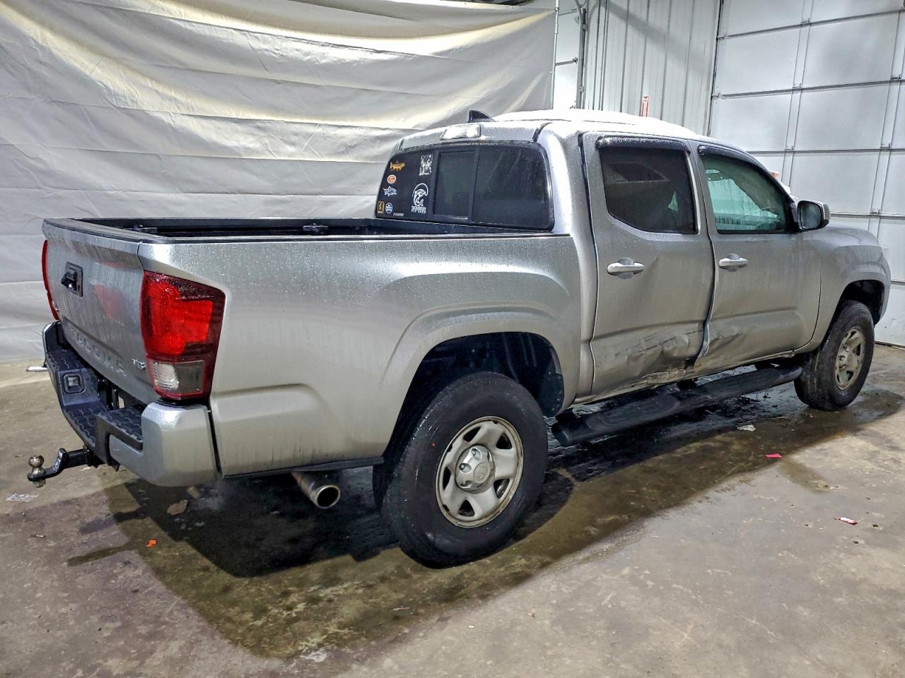2022 TOYOTA TACOMA DOUBLE CAB photo 3