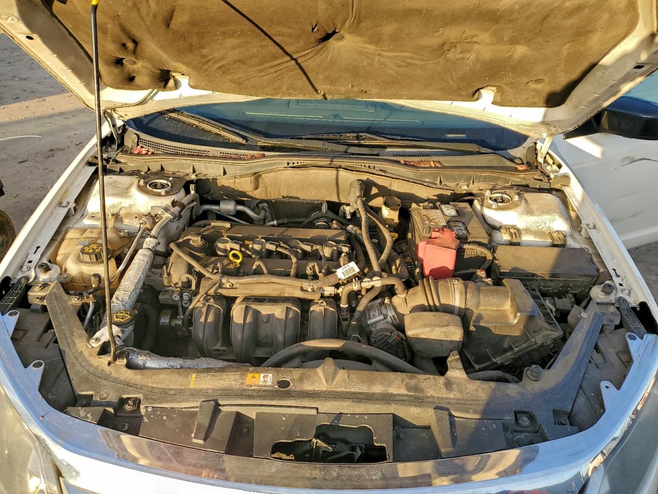 2011 FORD FUSION SE photo 11