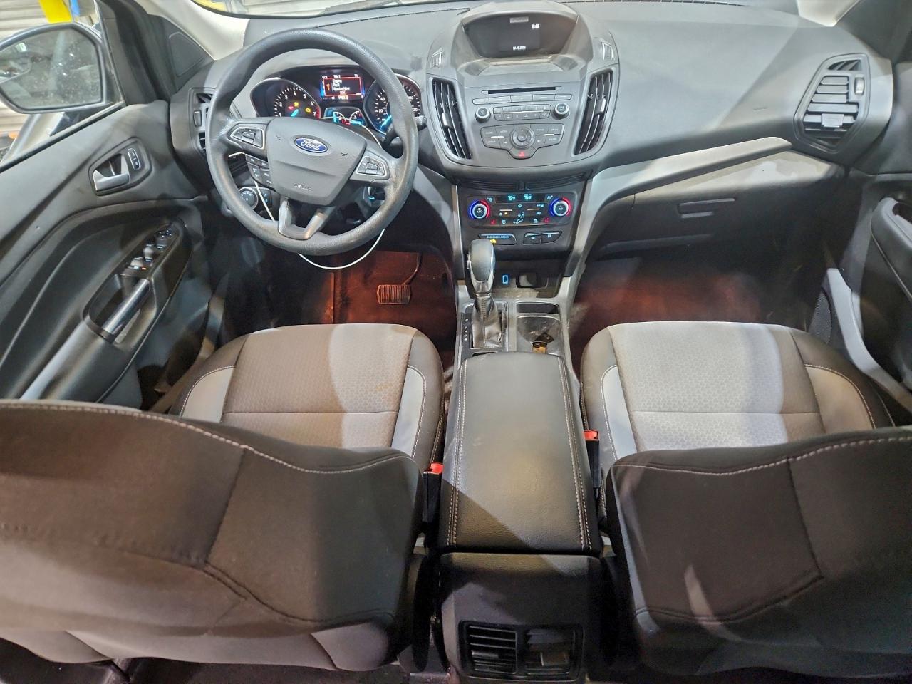 2018 FORD ESCAPE SE photo 8