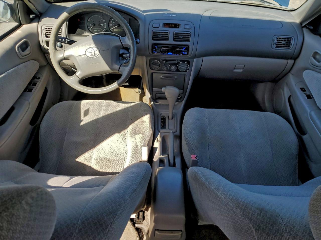 2000 TOYOTA COROLLA VE photo 8