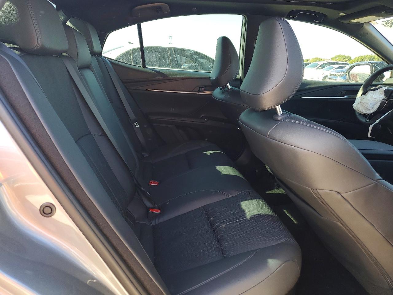 2025 TOYOTA CAMRY XSE photo 28