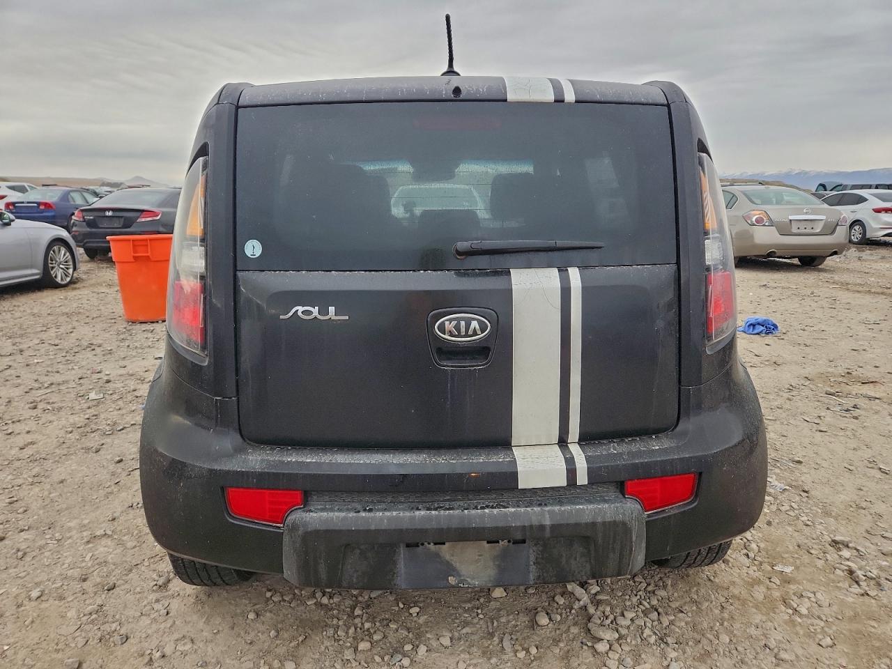 2011 KIA SOUL + photo 6