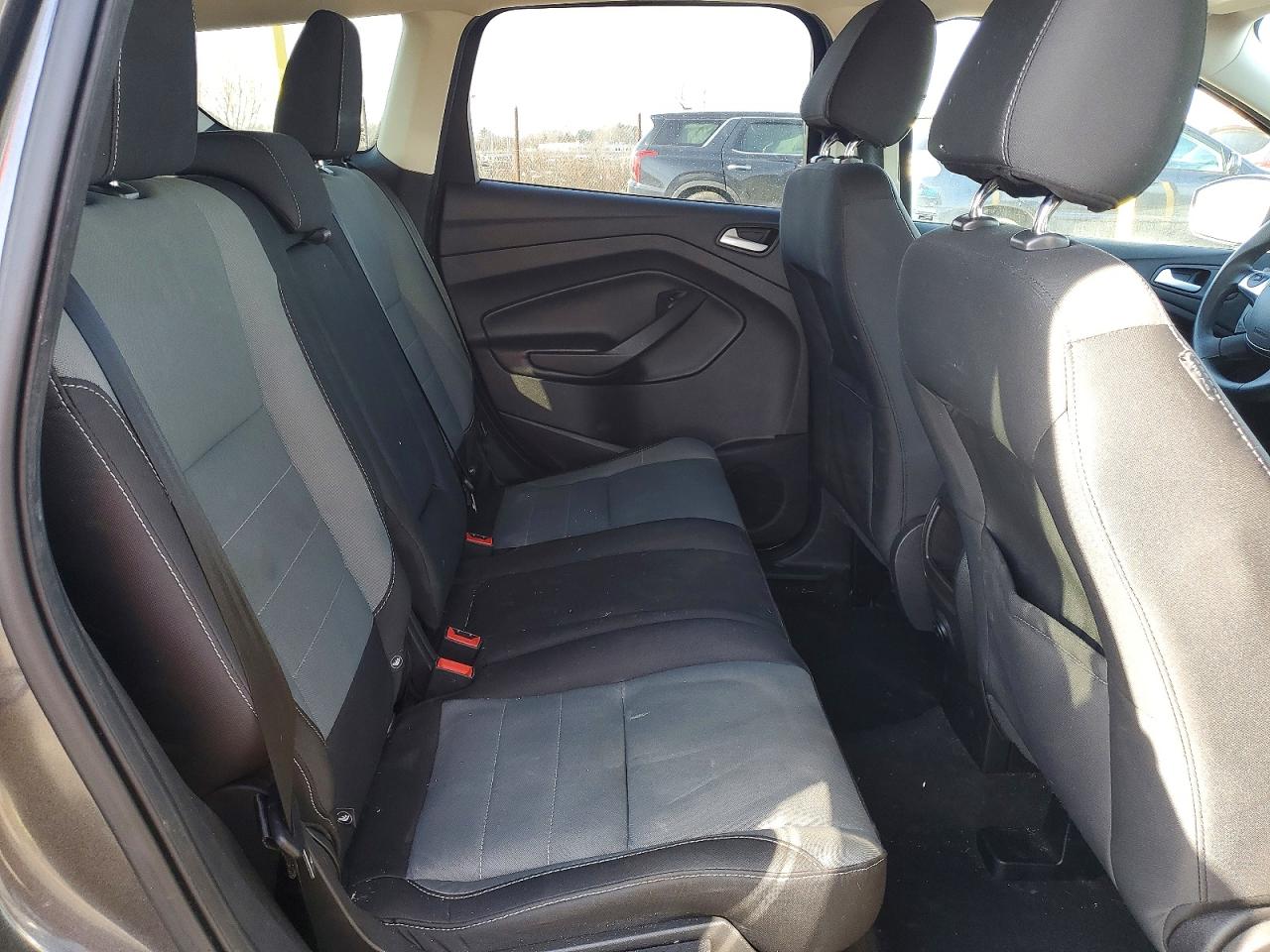 2016 FORD ESCAPE SE photo 11
