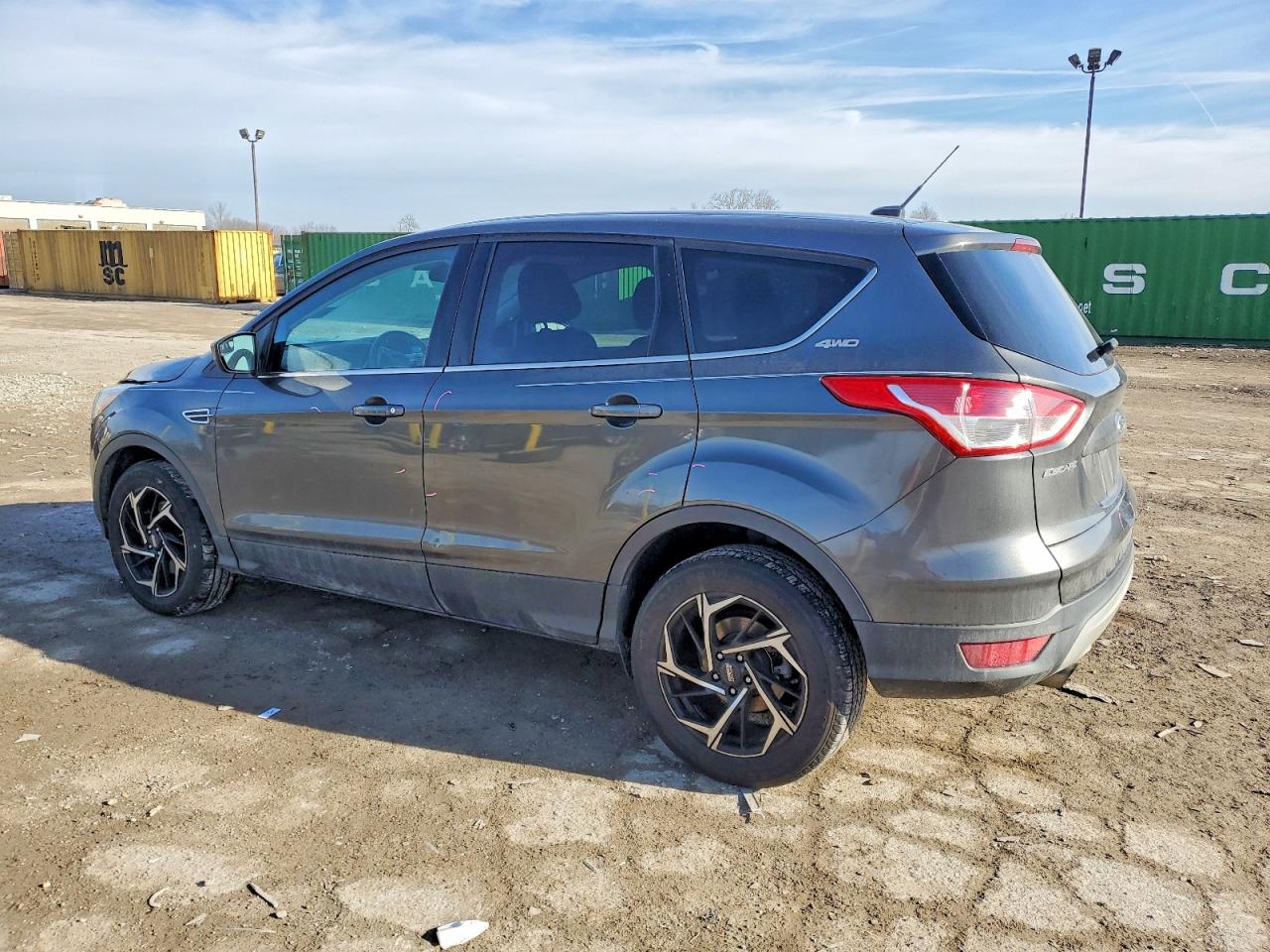 2016 FORD ESCAPE SE photo 2