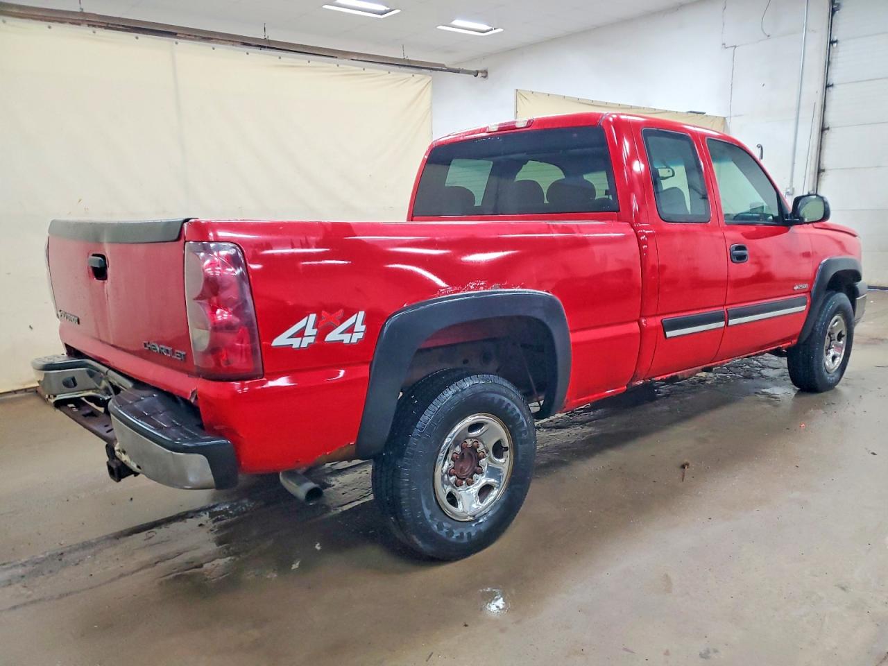 2003 CHEVROLET SILVERADO K2500 photo 3