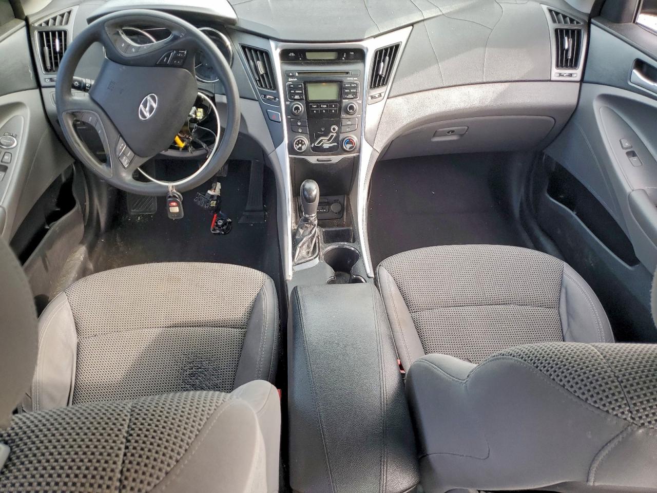 2011 HYUNDAI SONATA GLS photo 8