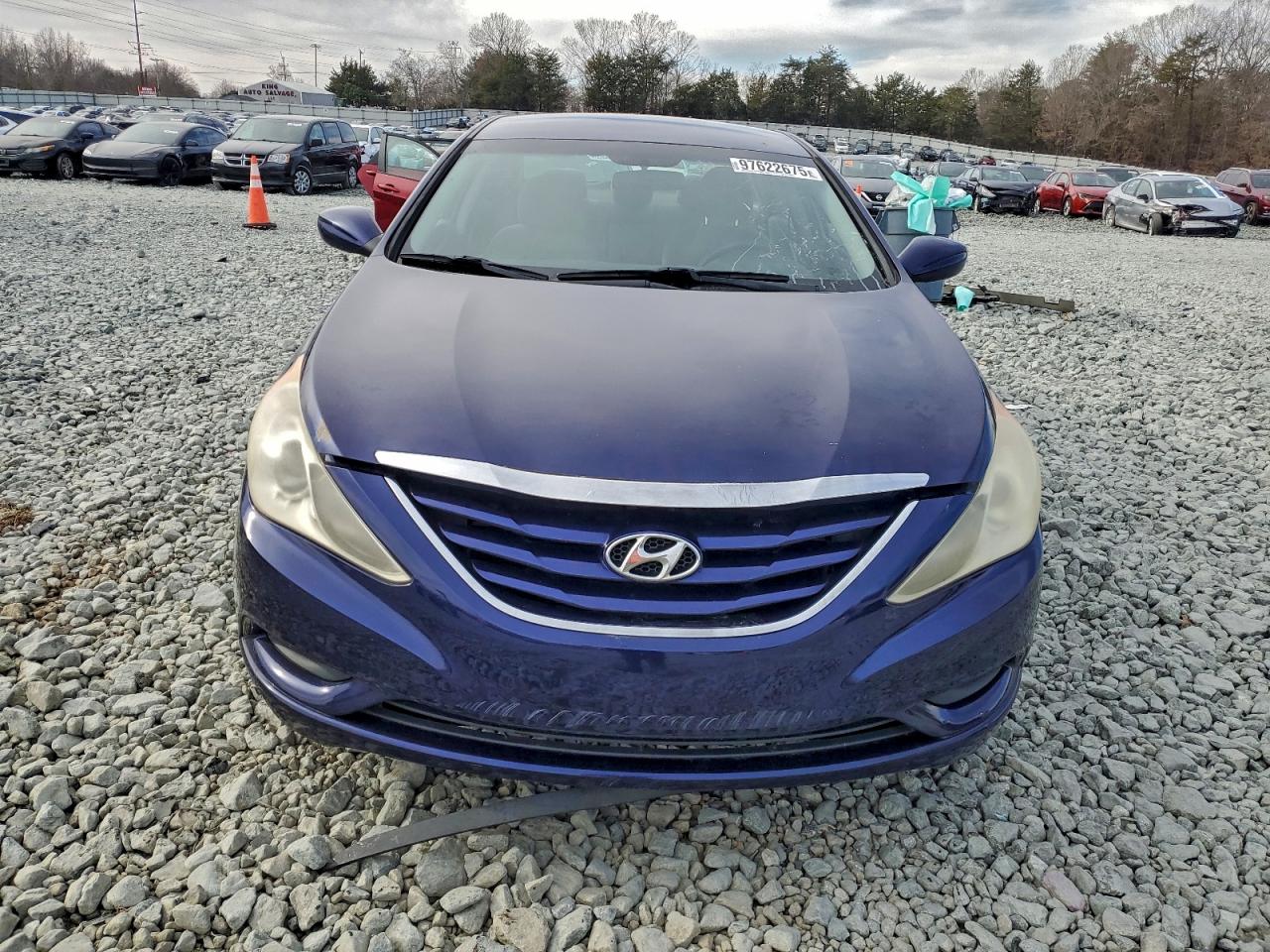 2011 HYUNDAI SONATA GLS photo 5
