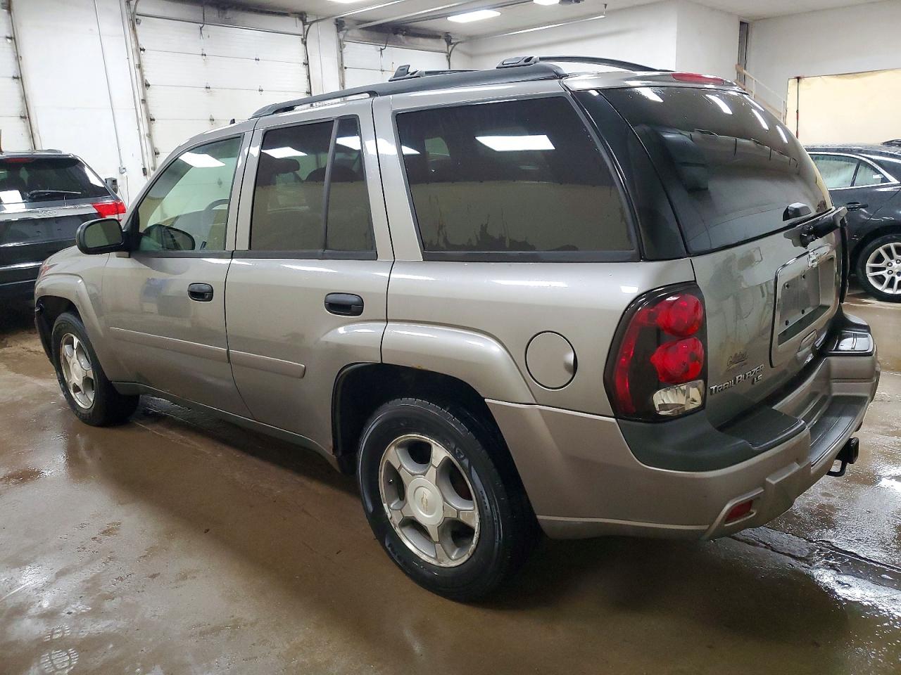 2008 CHEVROLET TRAILBLAZER LS photo 2