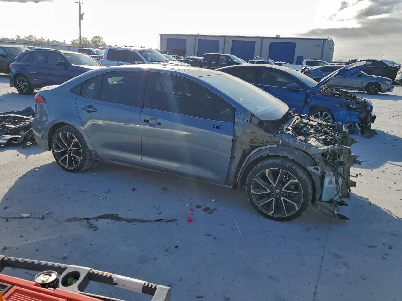 2020 TOYOTA COROLLA SE photo 4