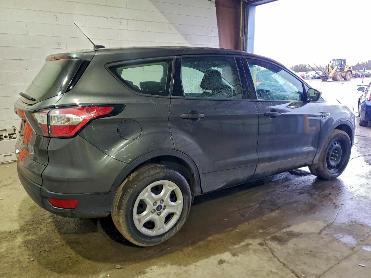 2017 FORD ESCAPE S photo 3