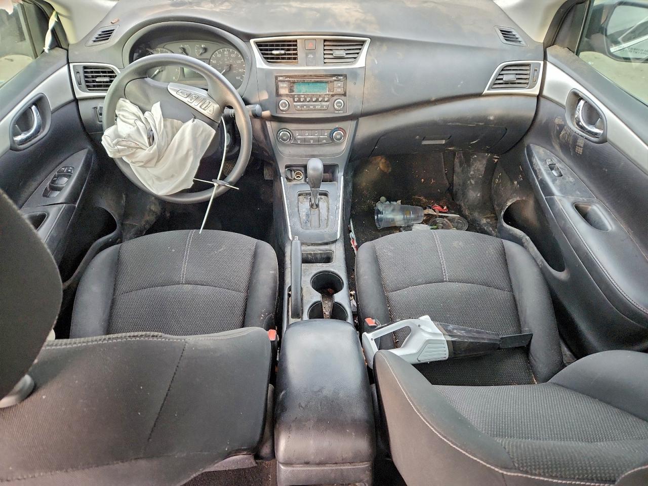 2016 NISSAN SENTRA S photo 15