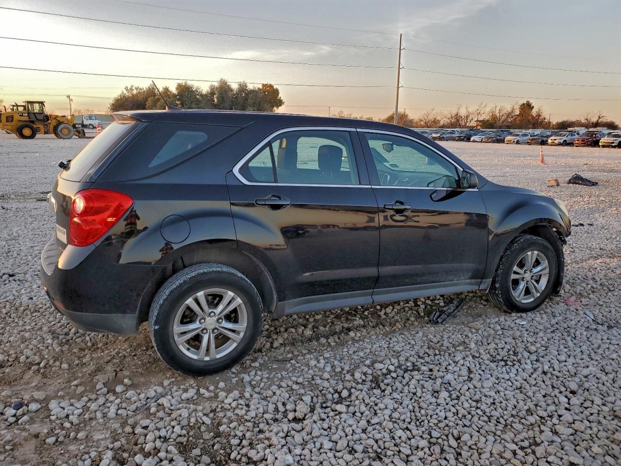 2014 CHEVROLET EQUINOX LS photo 3