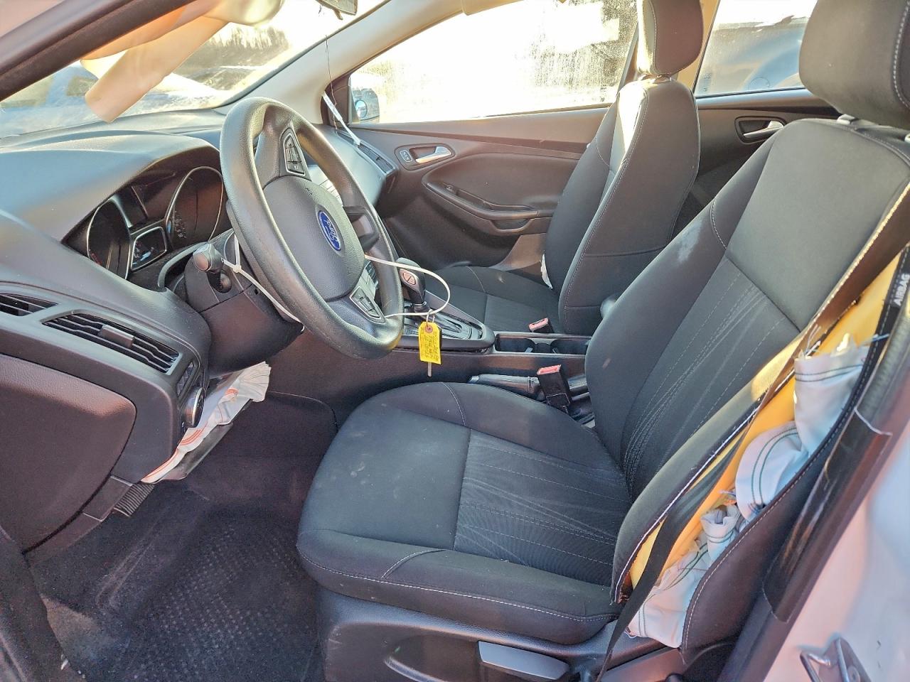 2018 FORD FOCUS SE photo 7