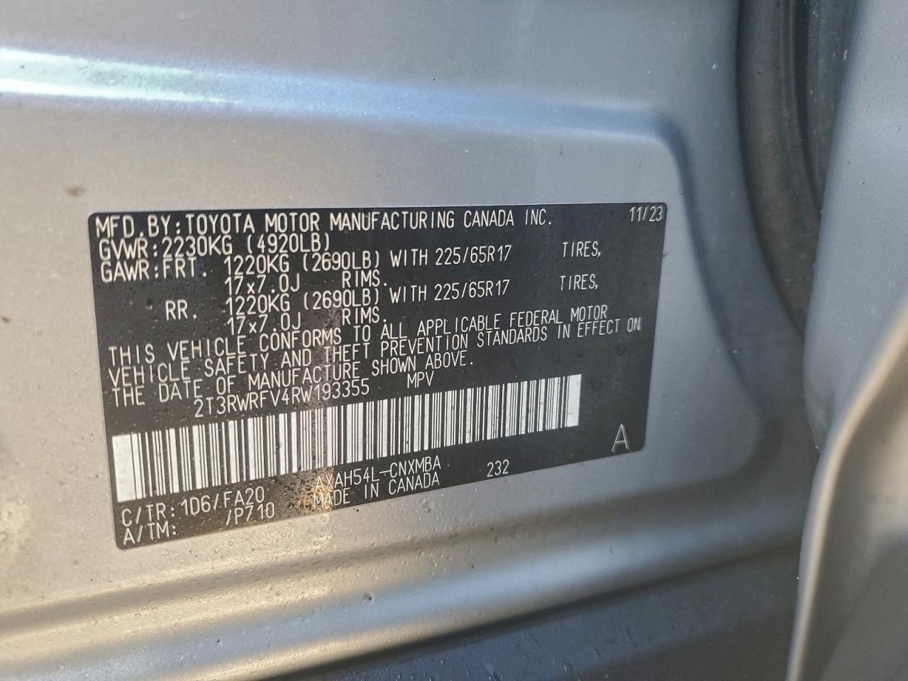 2024 TOYOTA RAV4 XLE photo 13