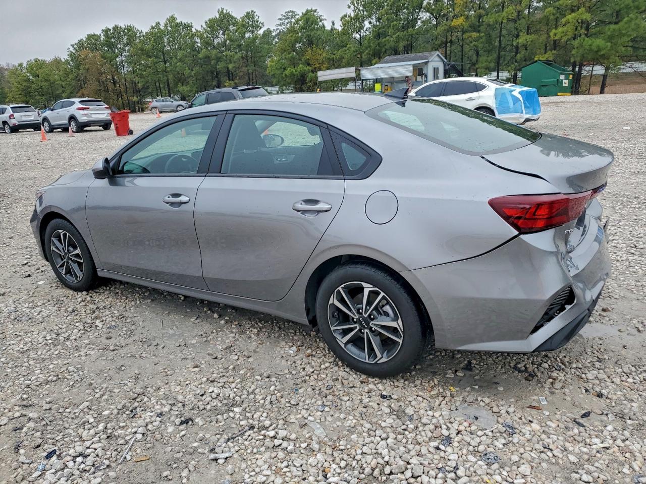 2024 KIA FORTE LXS photo 4