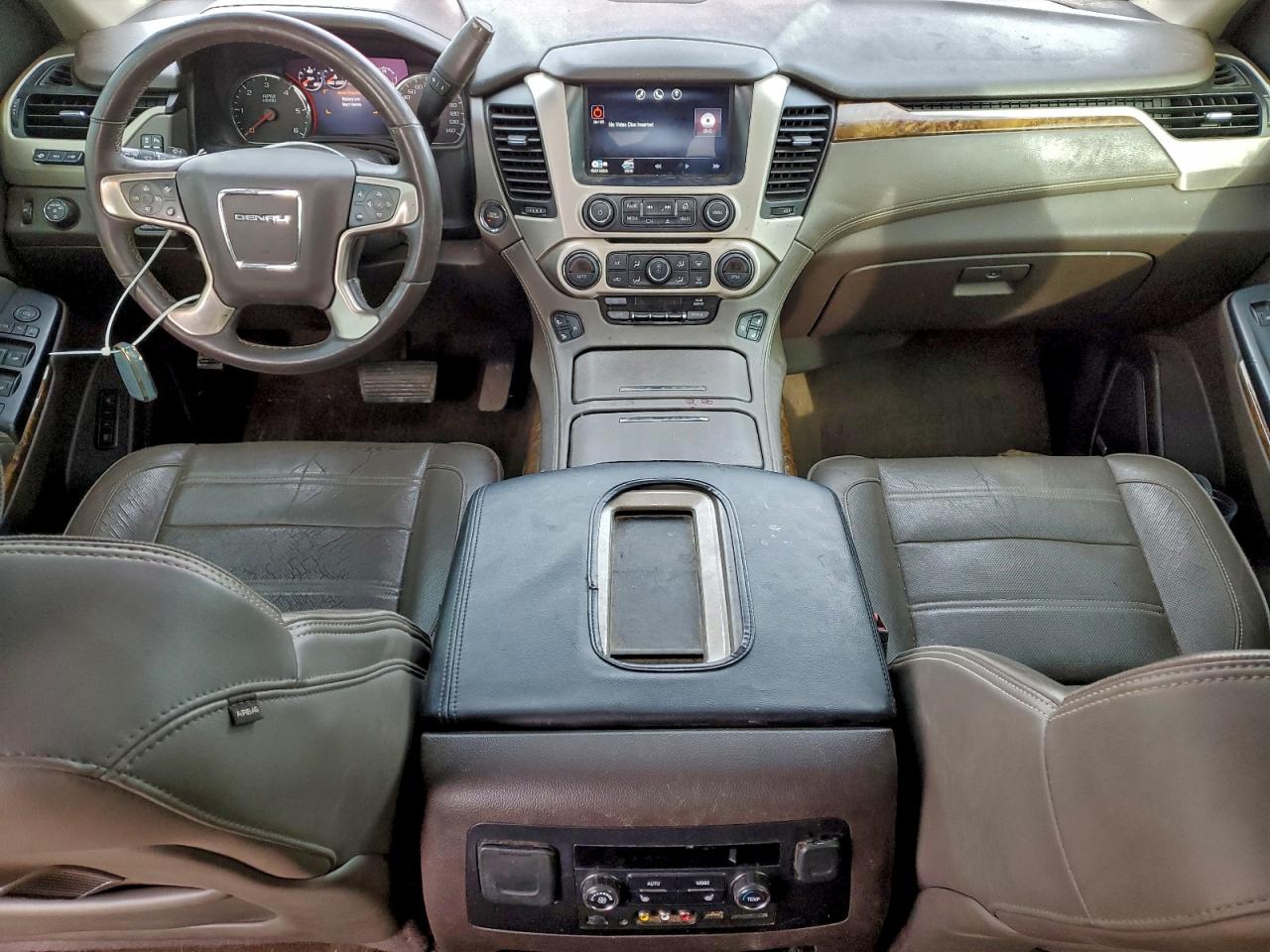 2015 GMC YUKON XL DENALI photo 8
