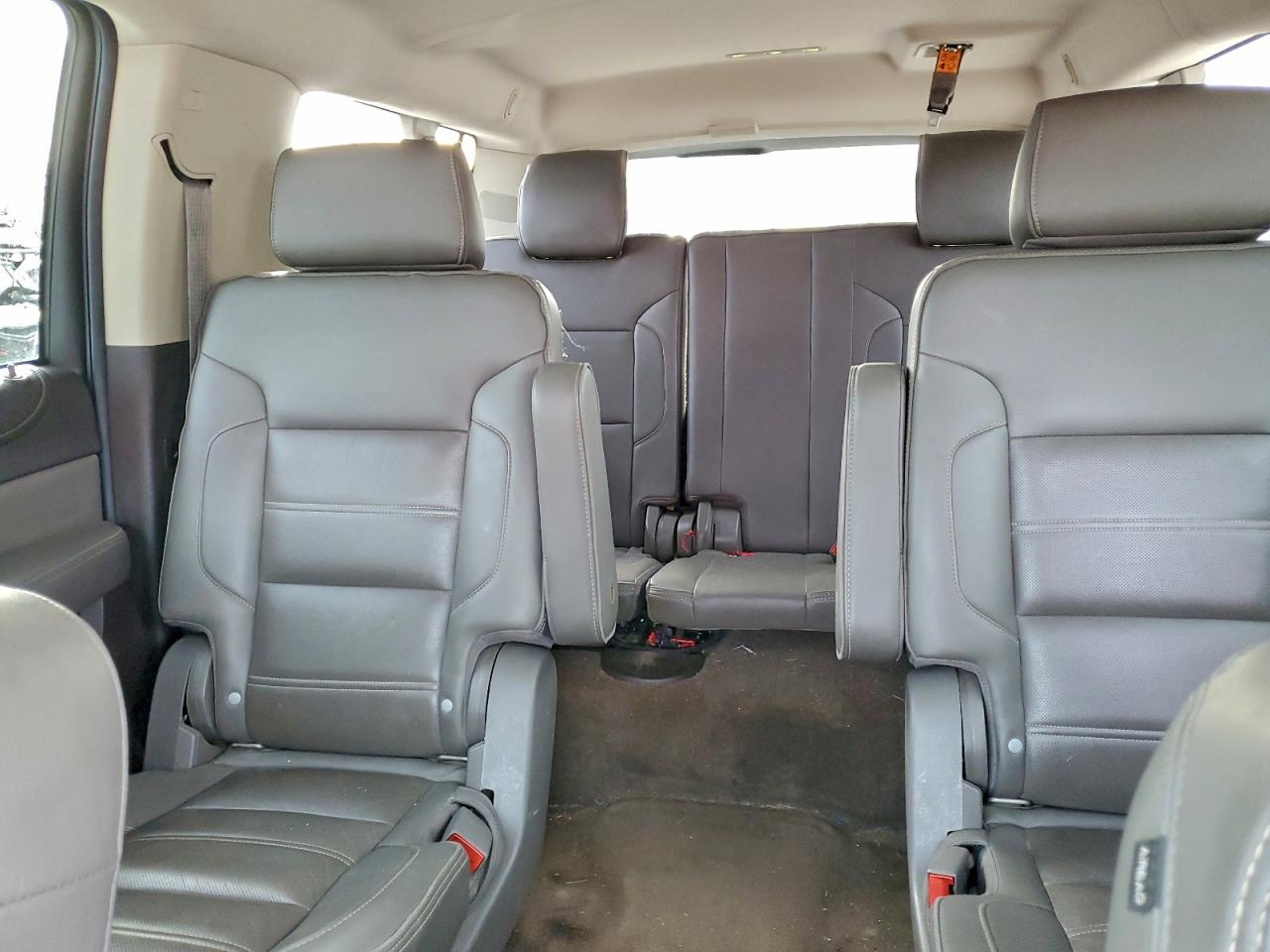 2015 GMC YUKON XL DENALI photo 10