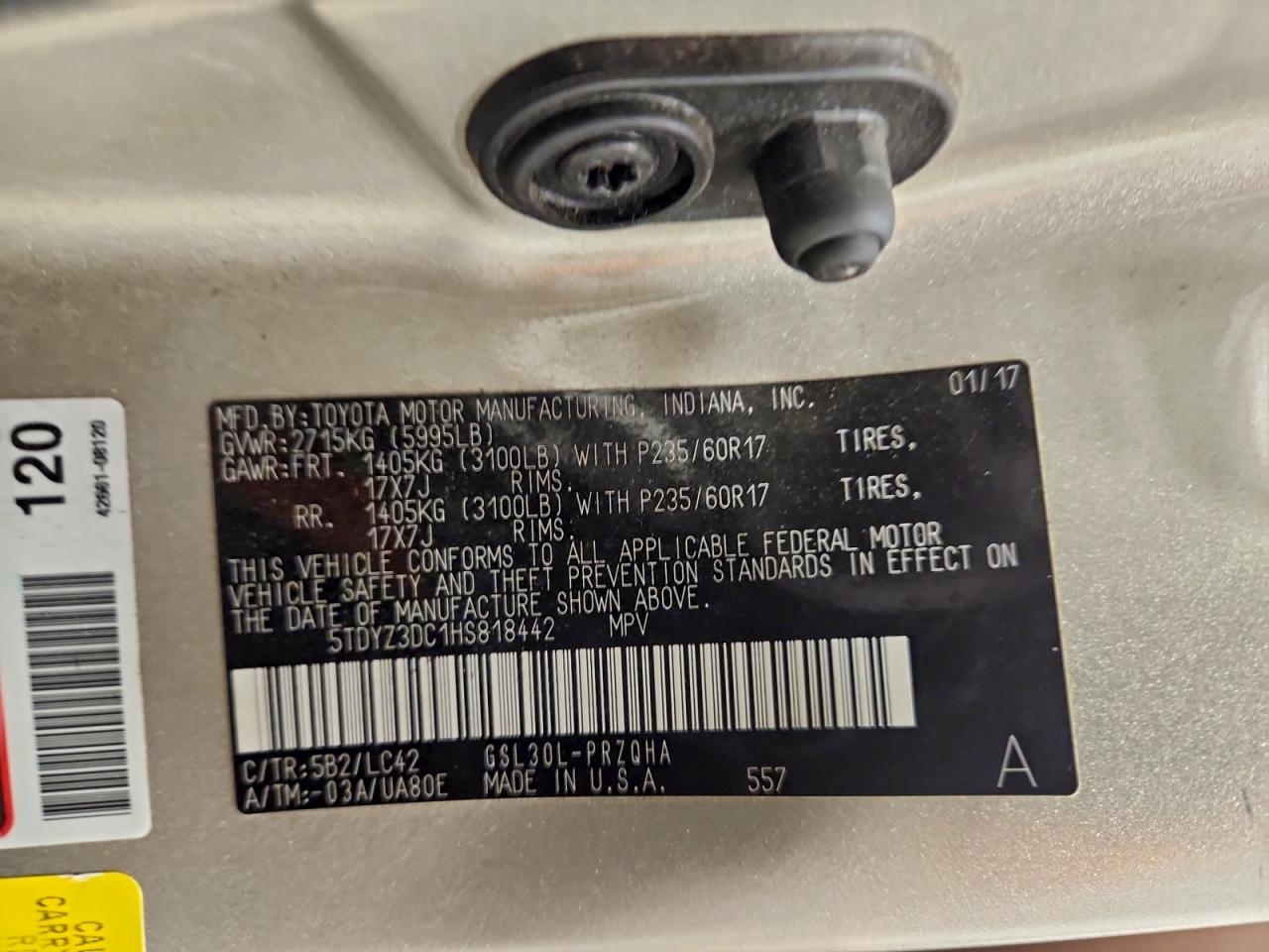 2017 TOYOTA SIENNA XLE photo 13