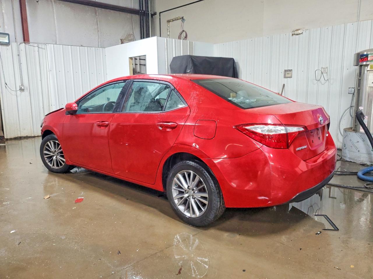 2014 TOYOTA COROLLA L photo 2
