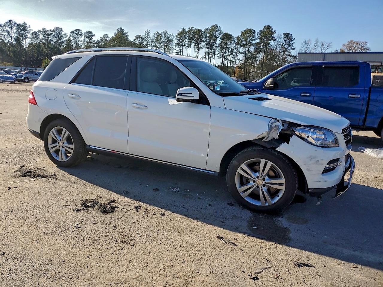 2015 MERCEDES-BENZ ML 250 BLUETEC photo 4