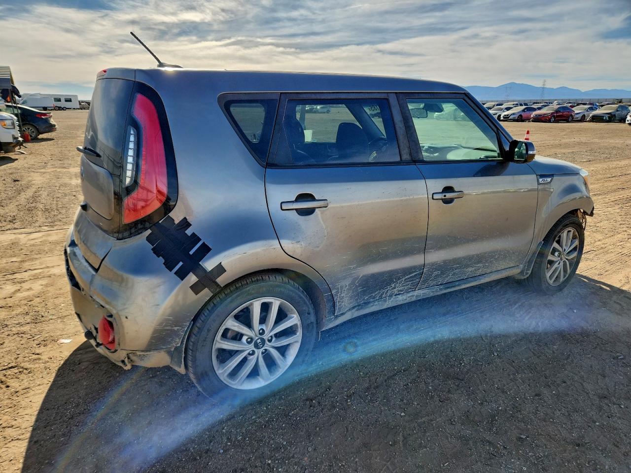 2018 KIA SOUL + photo 3