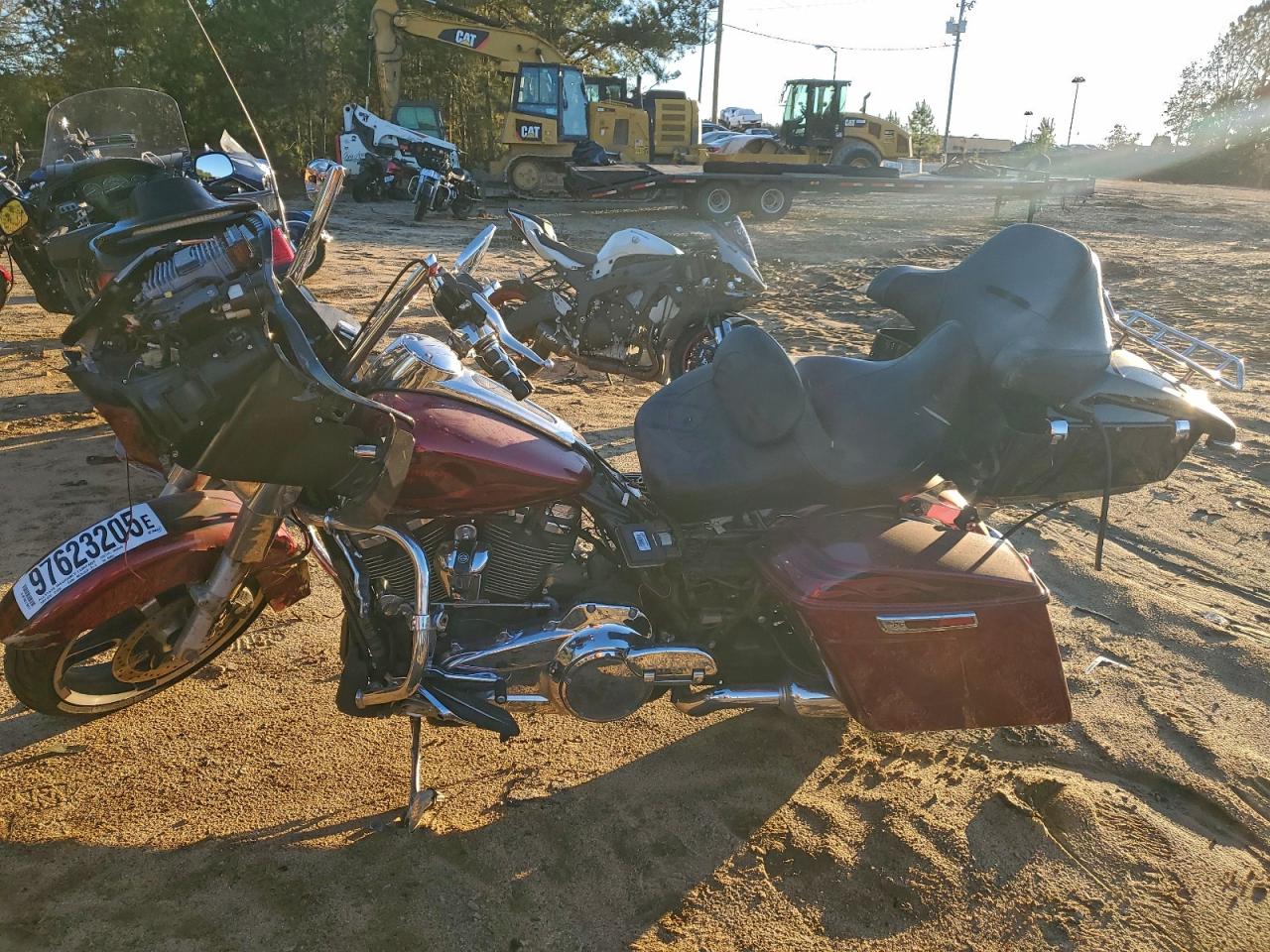 2017 HARLEY-DAVIDSON FLTRXS ROAD GLIDE SPECIAL photo 3