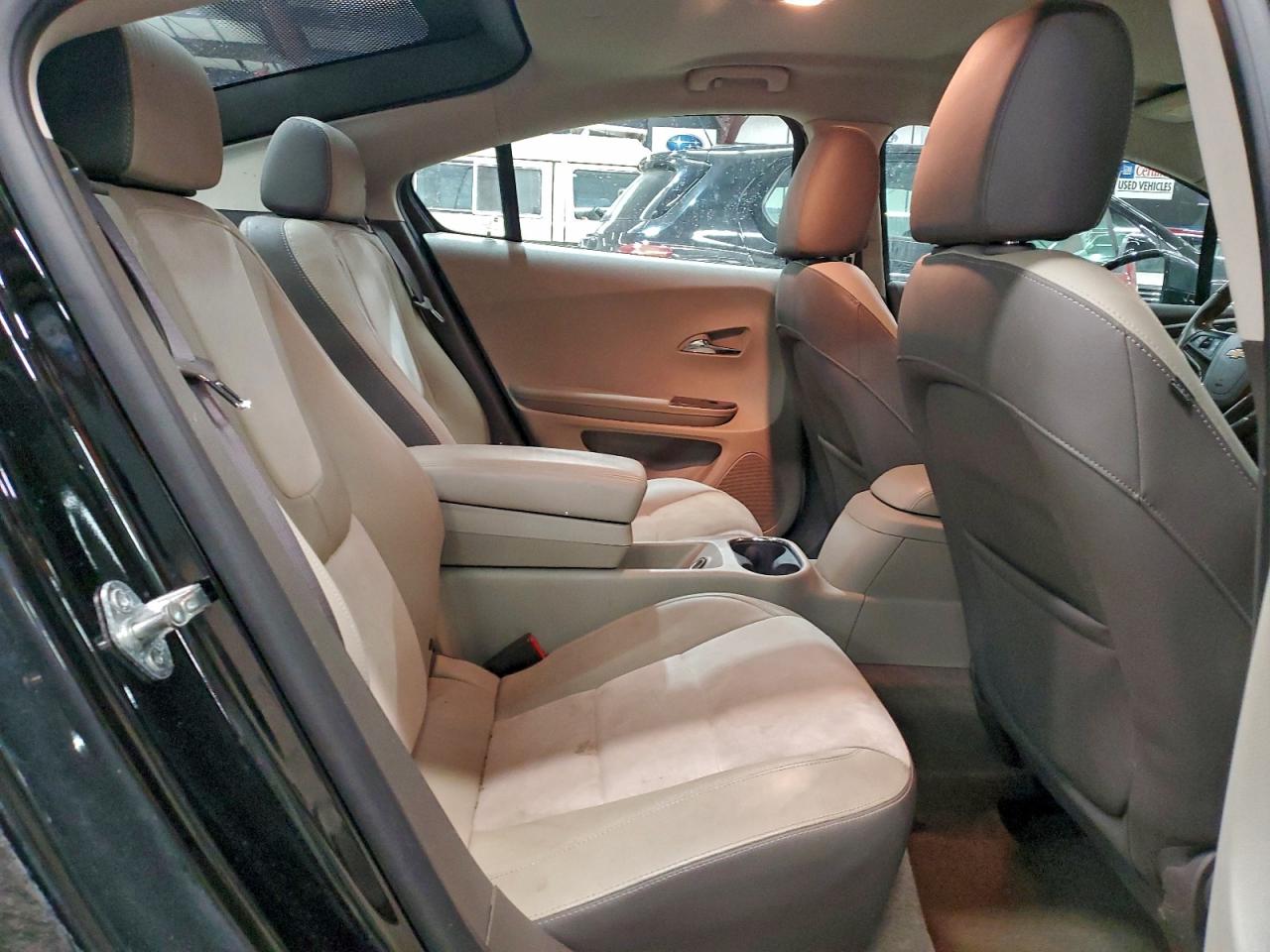 2014 CHEVROLET VOLT photo 10