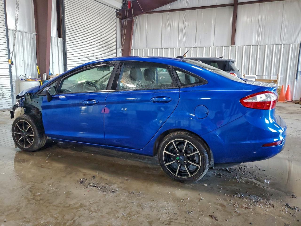 2019 FORD FIESTA SE photo 2