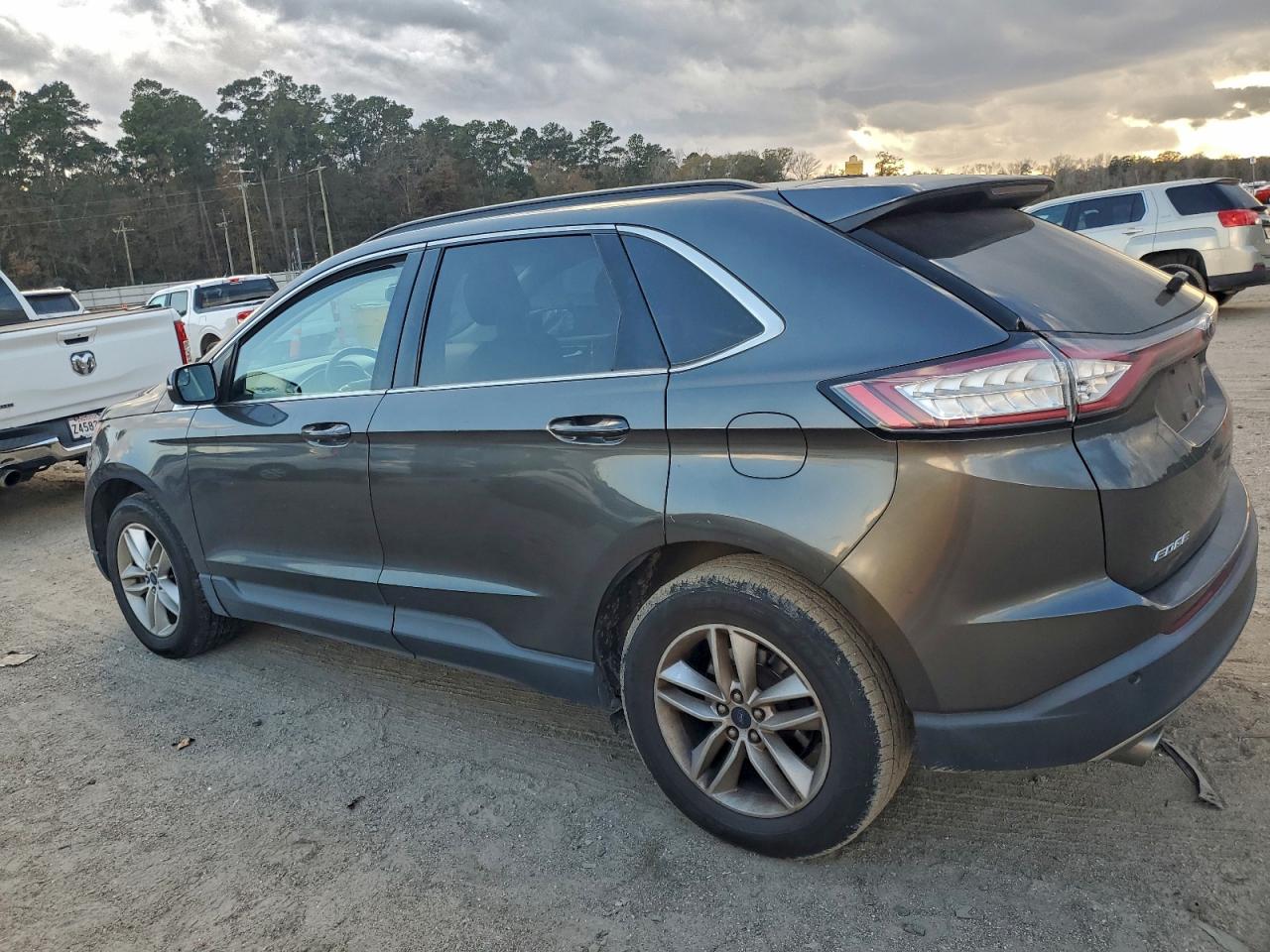 2018 FORD EDGE SEL photo 2