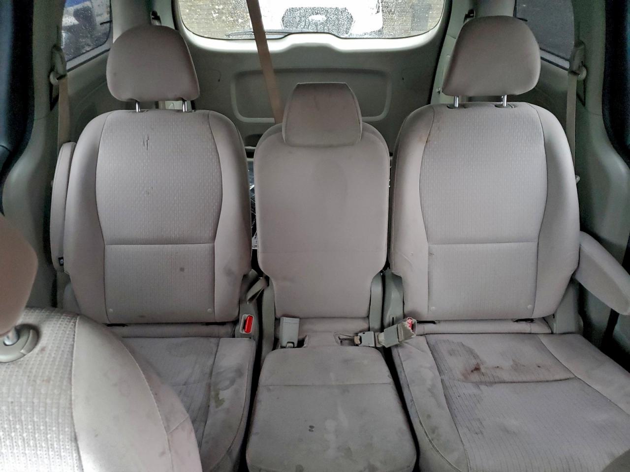 2016 KIA SEDONA LX photo 10