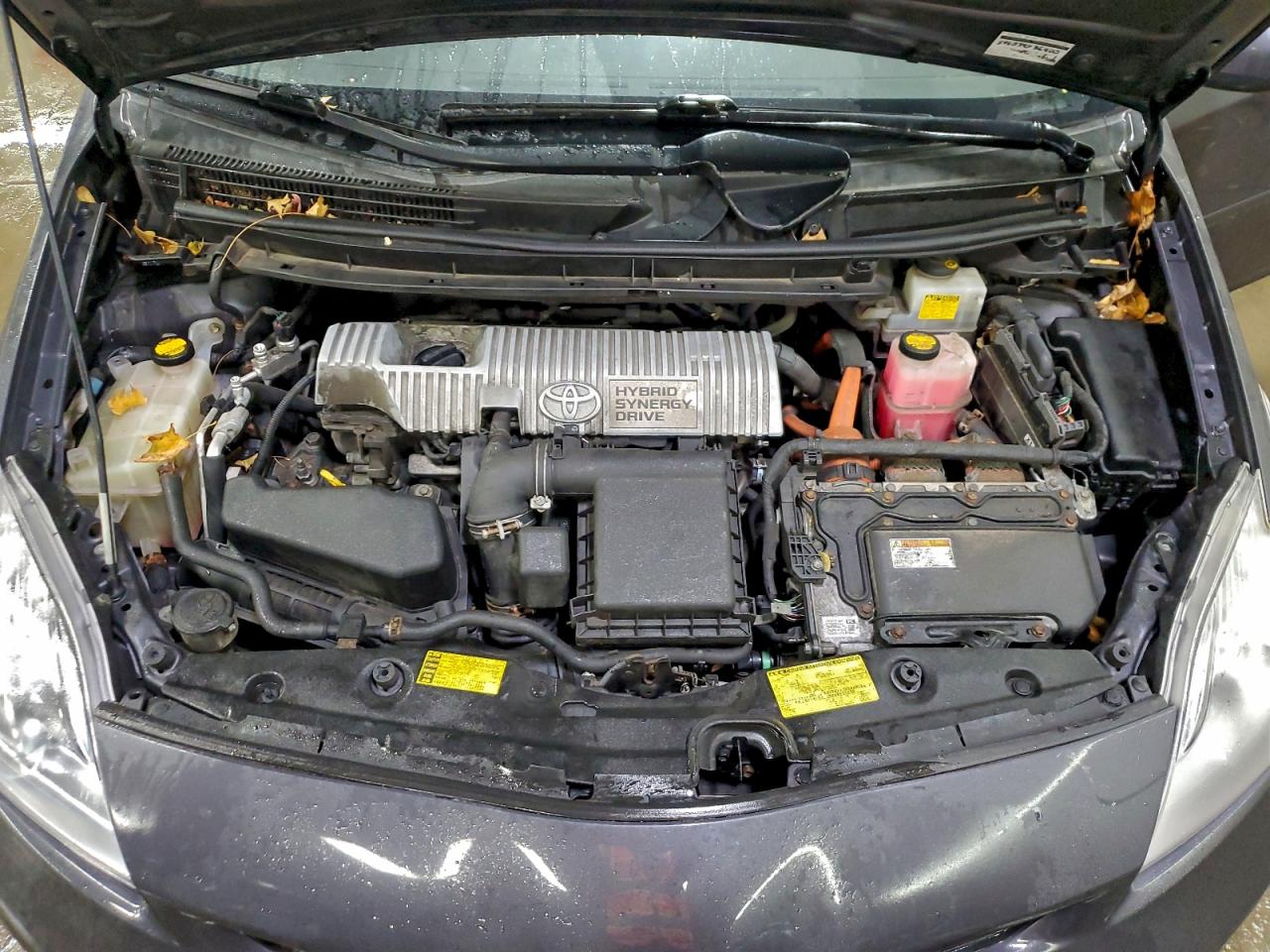 2013 TOYOTA PRIUS photo 11