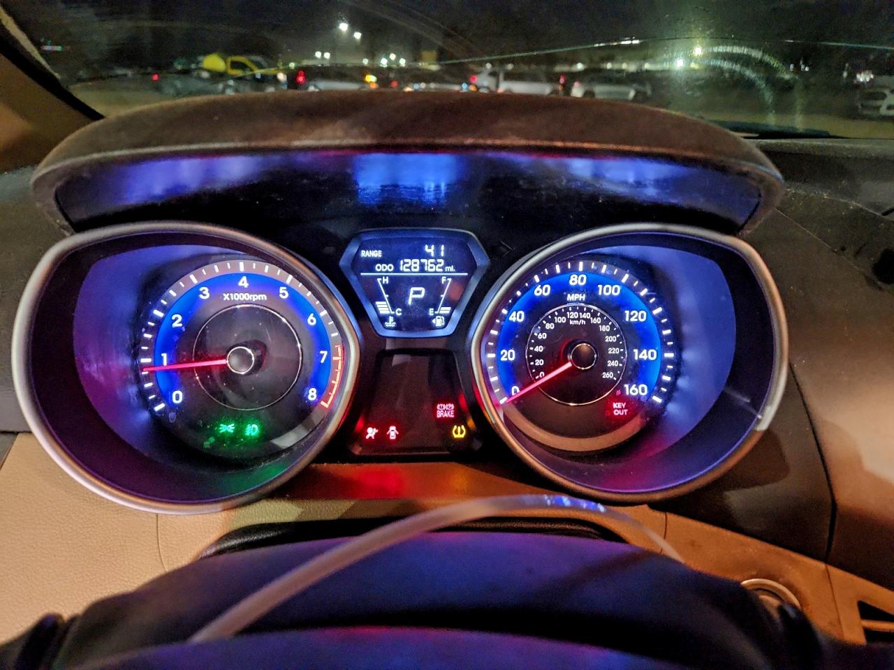 2013 HYUNDAI ELANTRA GLS photo 9