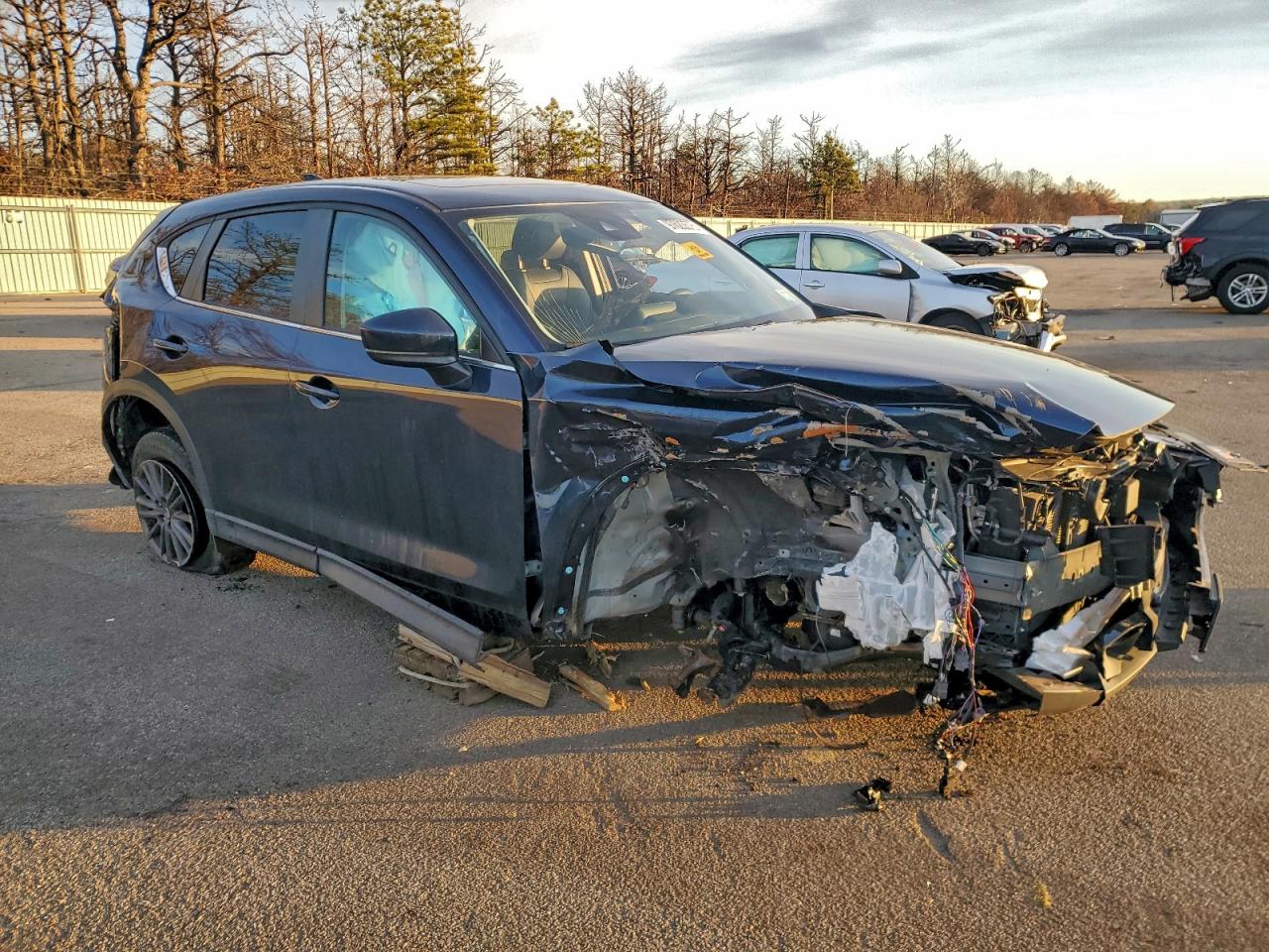 2020 MAZDA CX-5 TOURING photo 4