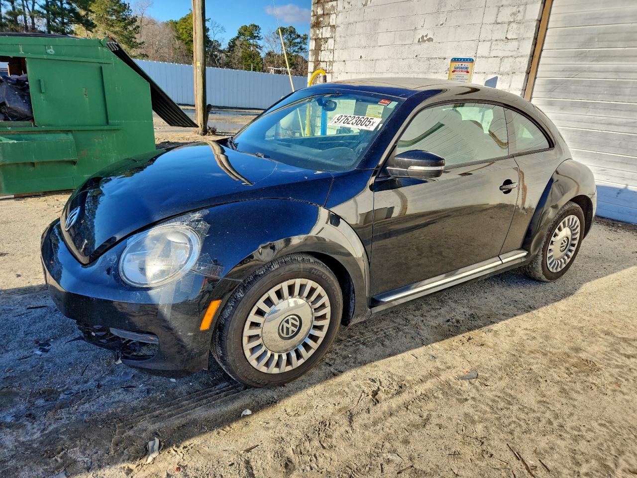 2013 VOLKSWAGEN BEETLE