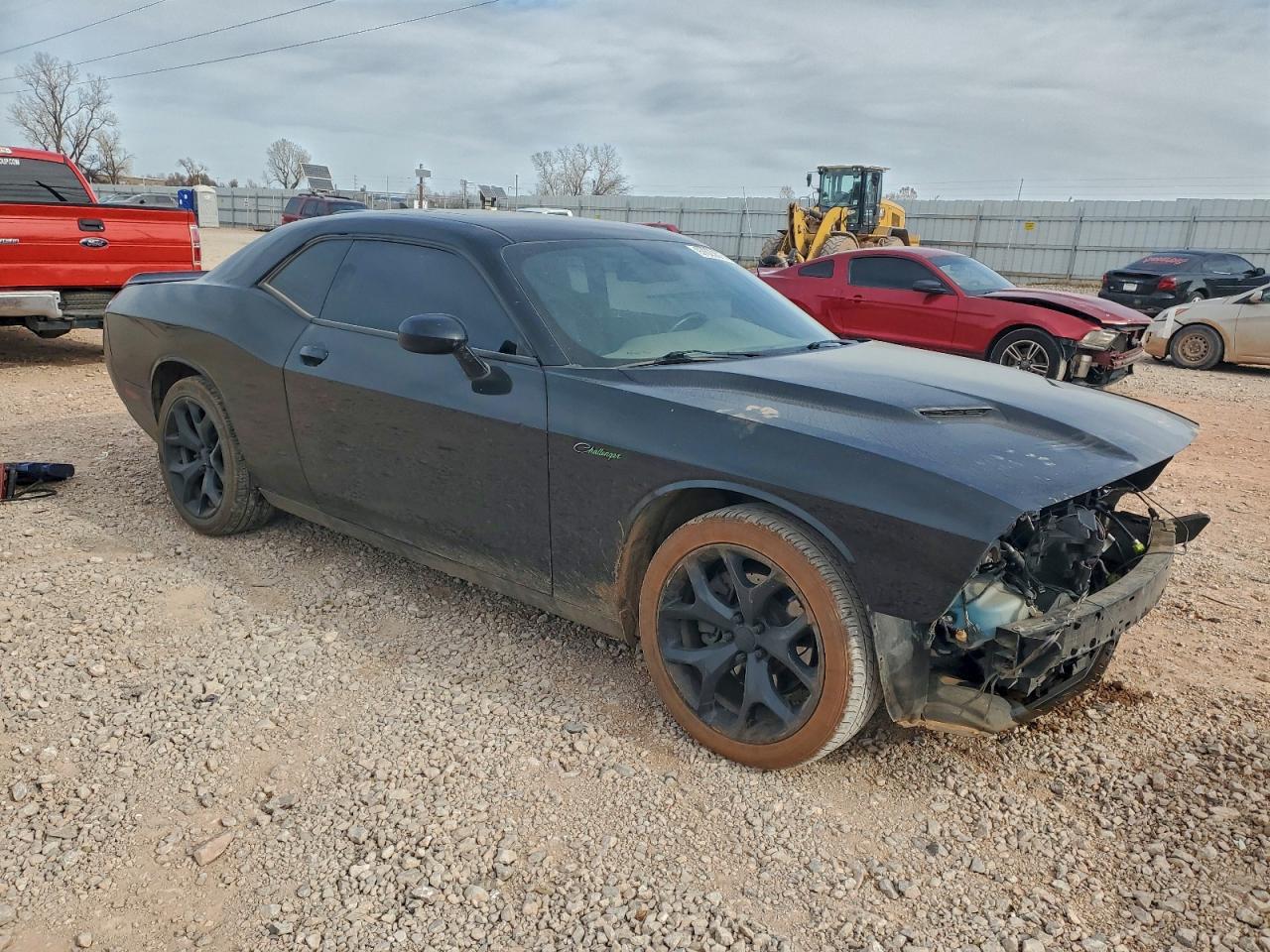 2016 DODGE CHALLENGER SXT photo 4