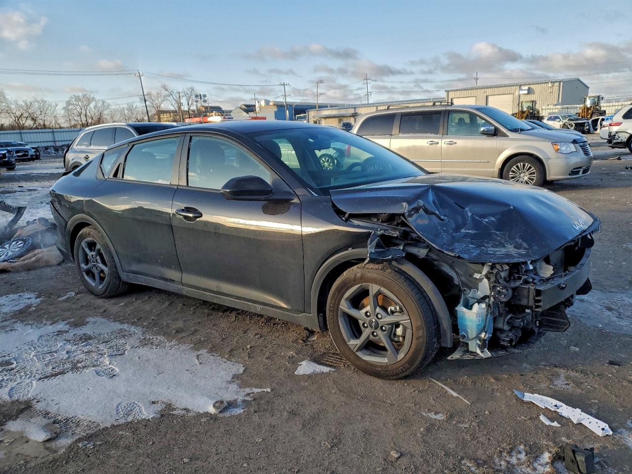 2025 KIA K4 LX photo 4