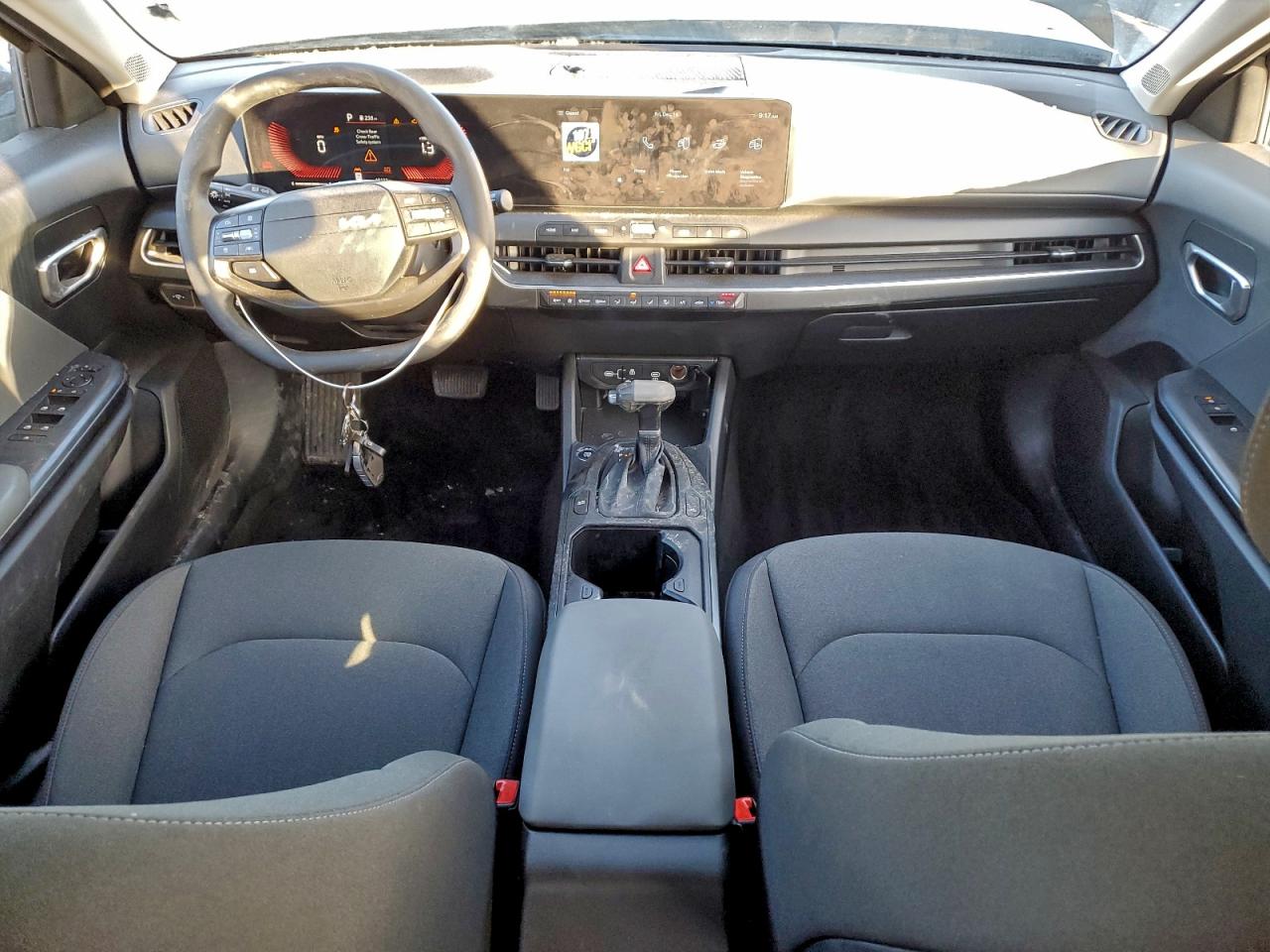 2025 KIA K4 LX photo 8