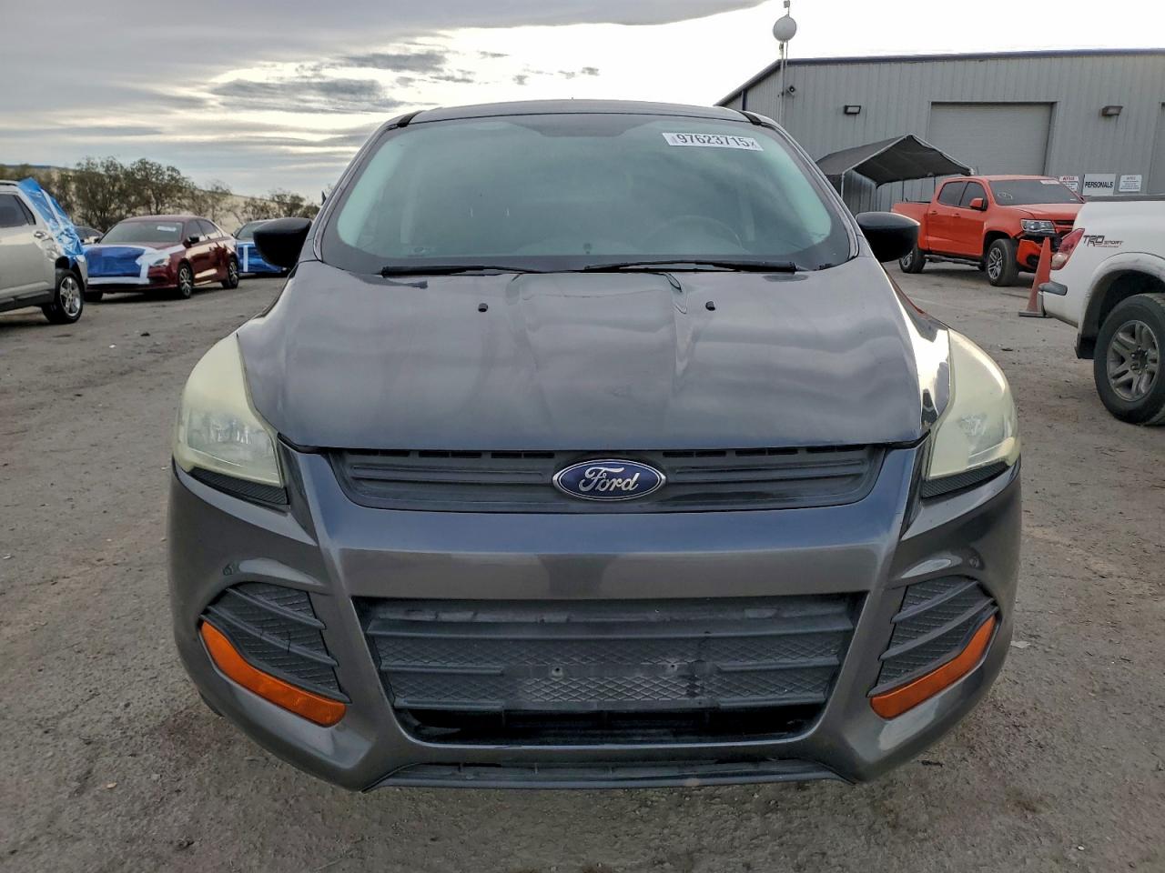 2016 FORD ESCAPE S photo 5