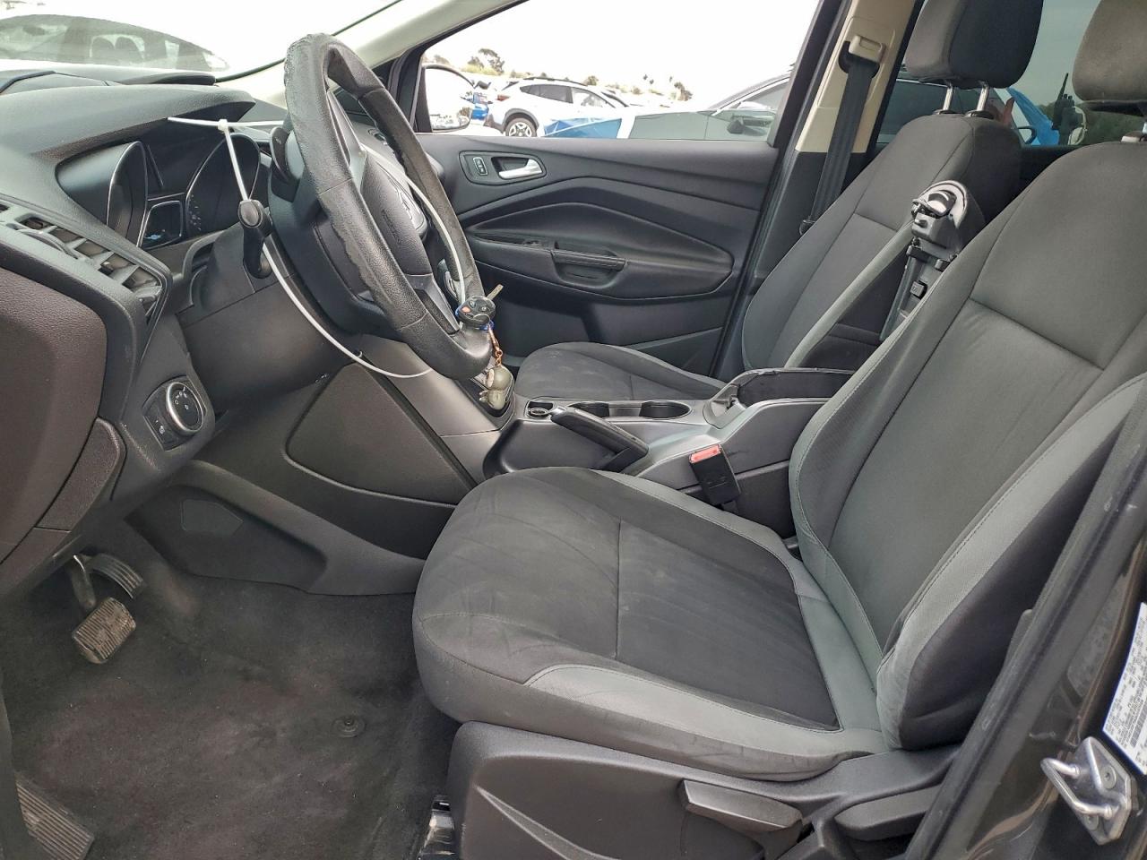 2016 FORD ESCAPE S photo 7