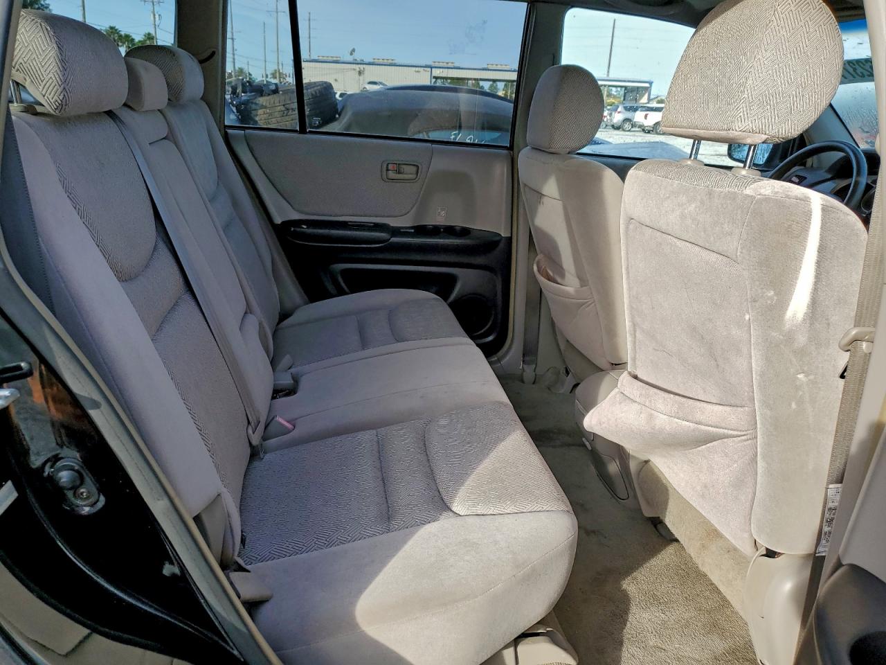 2003 TOYOTA HIGHLANDER LIMITED photo 11