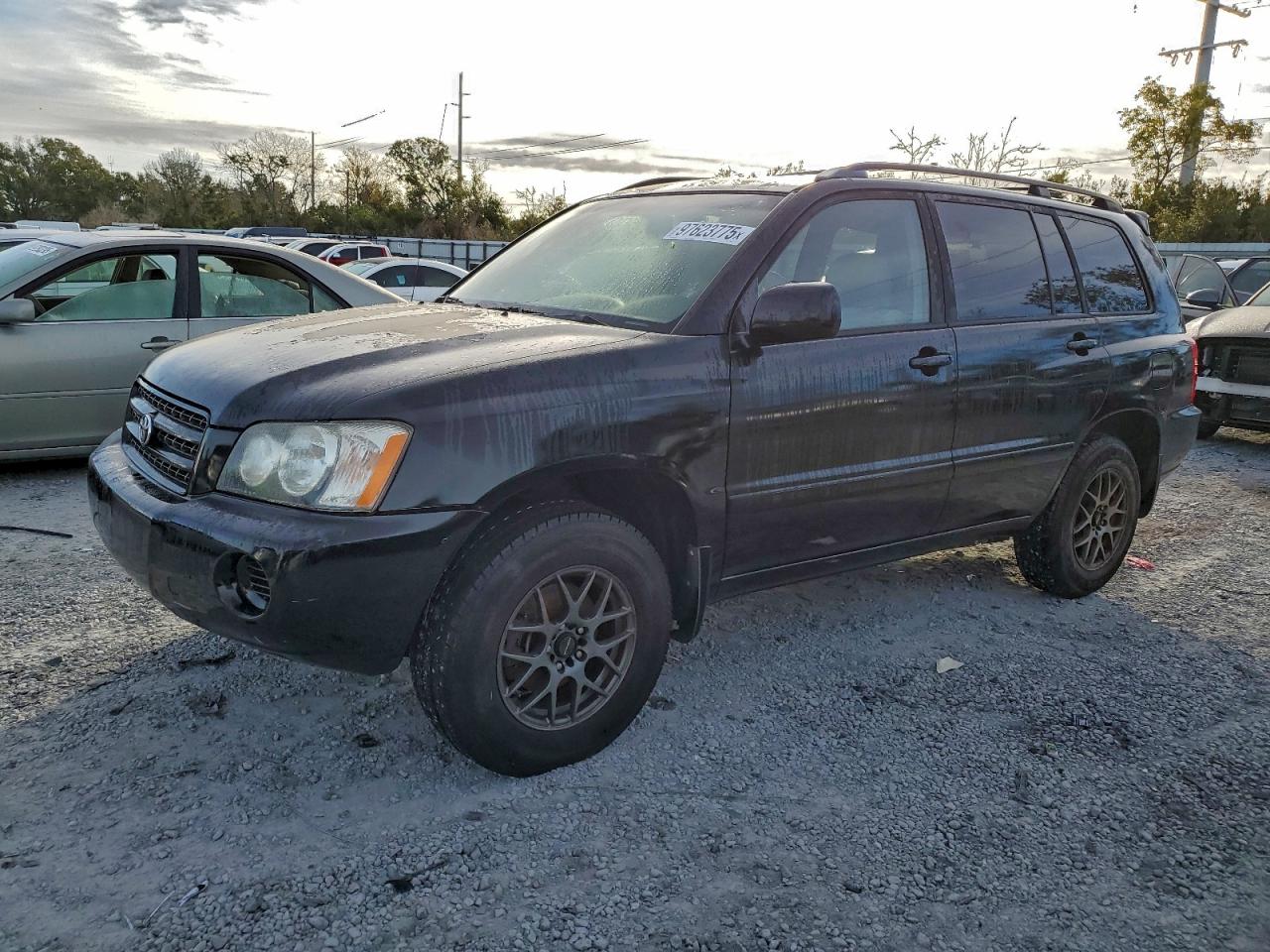 2003 TOYOTA HIGHLANDER